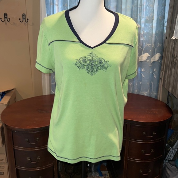 SJB Active lime green and black printed tee size XL! - Picture 1 of 8